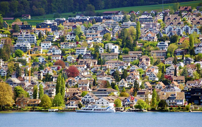 Gold Coast Lake Zurich Switzerland