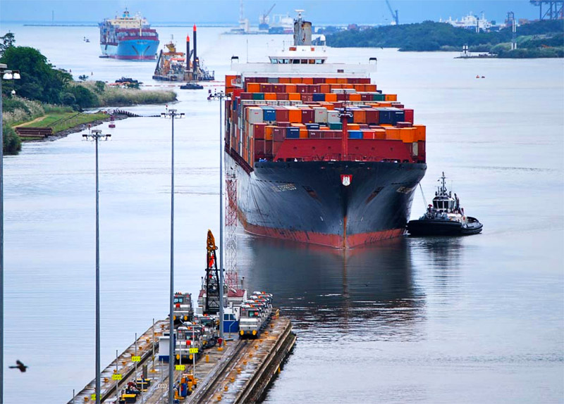 Cargo ship, Panama canal, Panama